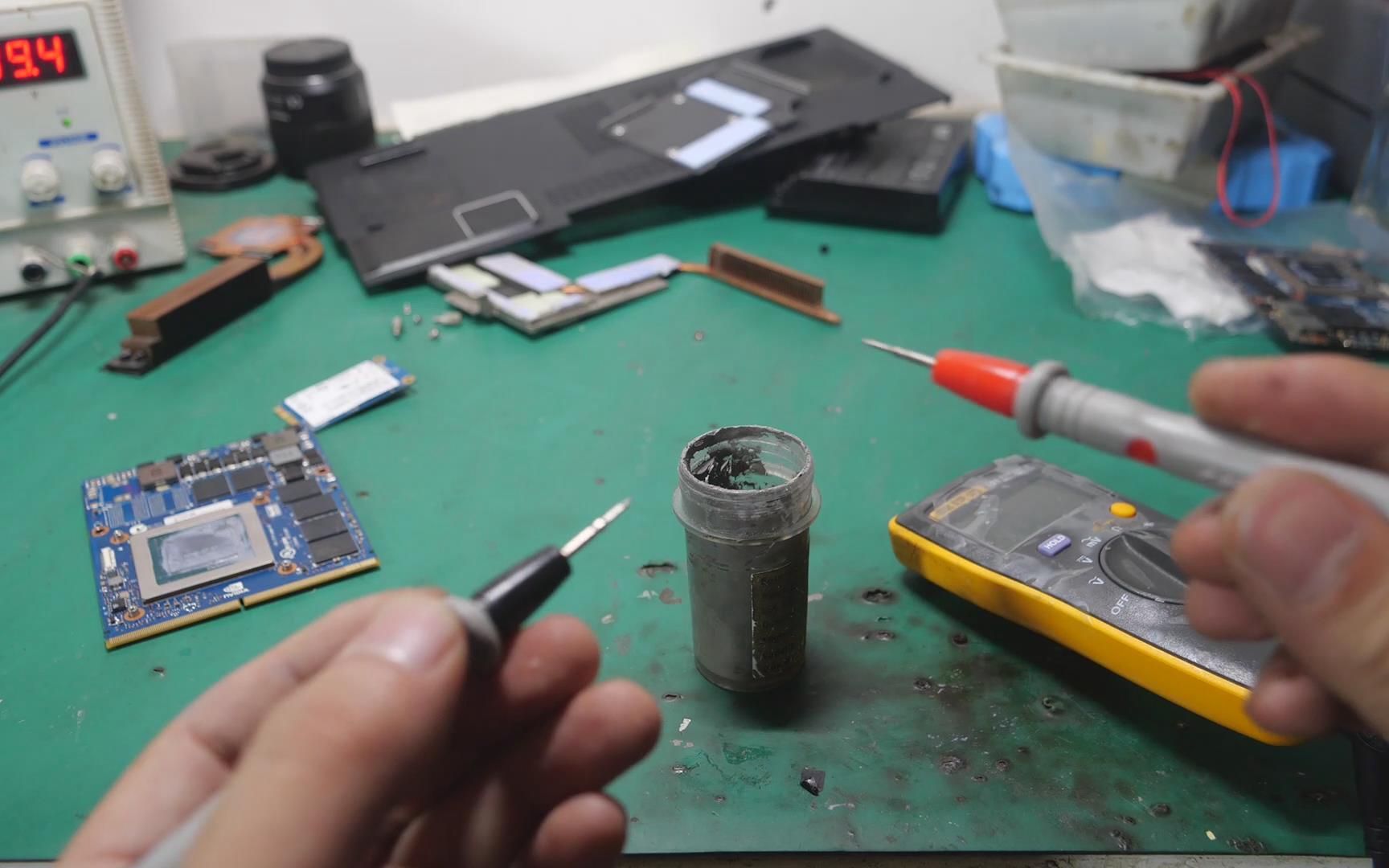 显卡核心硅脂涂多少_显卡核心挤多少硅脂_挤显卡核心硅脂会怎么样