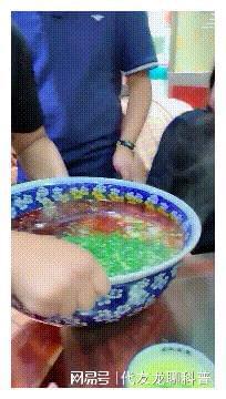 有关螃蟹的手指游戏_有关螃蟹的手指游戏有哪些_幼儿园中班螃蟹手指游戏