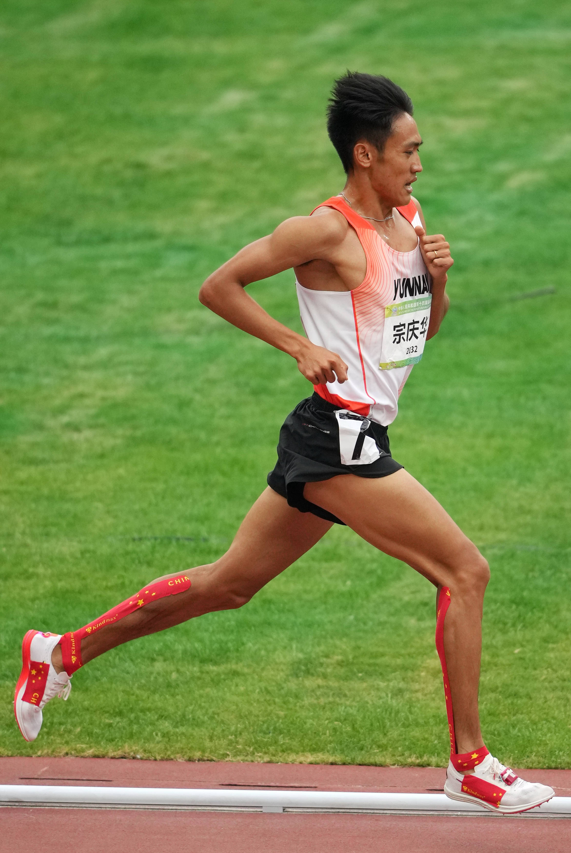 男子4×100米的决赛_冬奥会男子5000米接力_男子5000米一级是多少时间