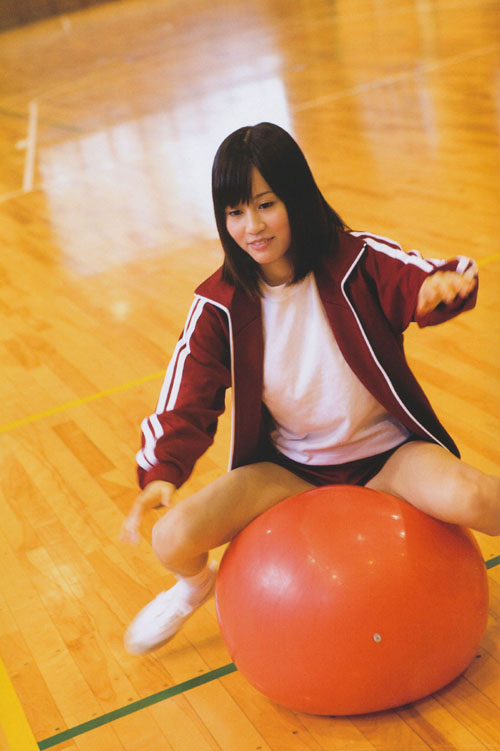 水手服上衣脱不下来怎么办_水手服什么意思_akb48不要脱人家的水手服是在哪